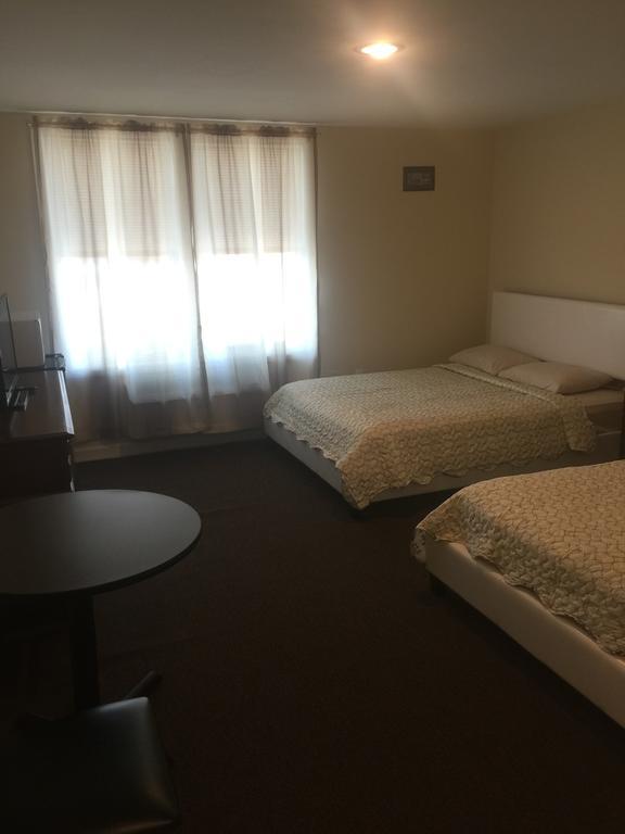 Misquamicut Beach Front Inn Westerly Dış mekan fotoğraf