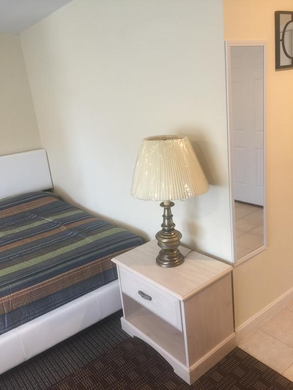 Misquamicut Beach Front Inn Westerly Dış mekan fotoğraf